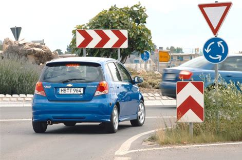 Kreisel Fahrzeug verhalten